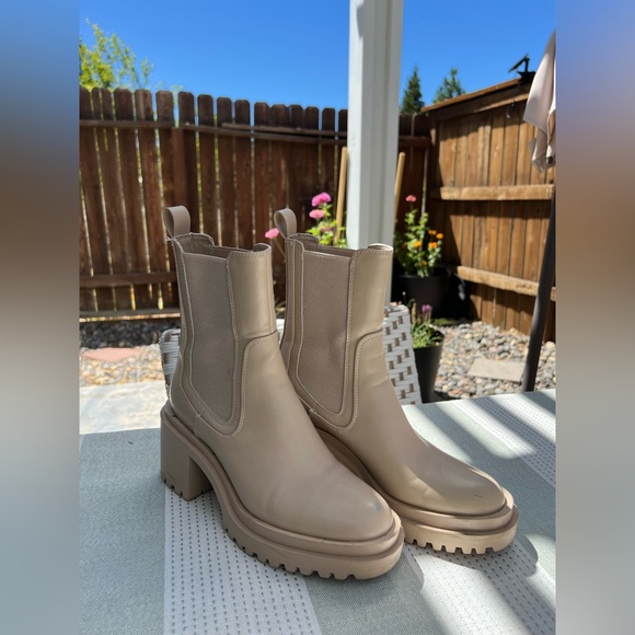 Zara Beige Chunky Heel Ankle Boots - Picture 2 of 4